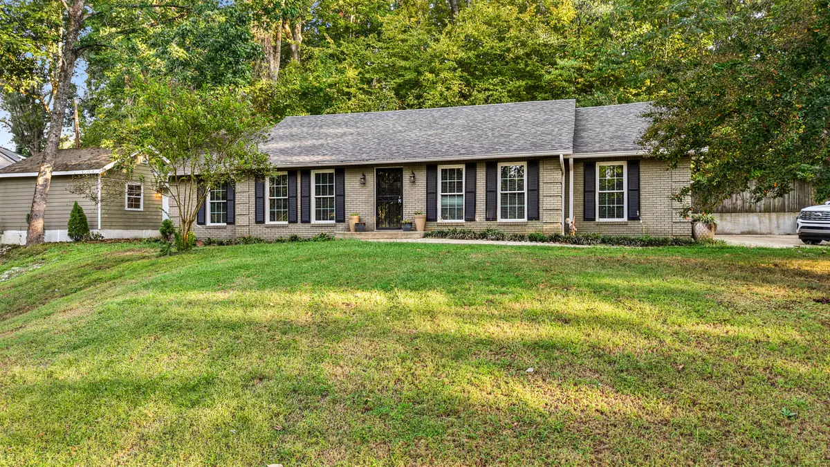 1028 Morgan Dr., New Albany, MS 38652 - #1
