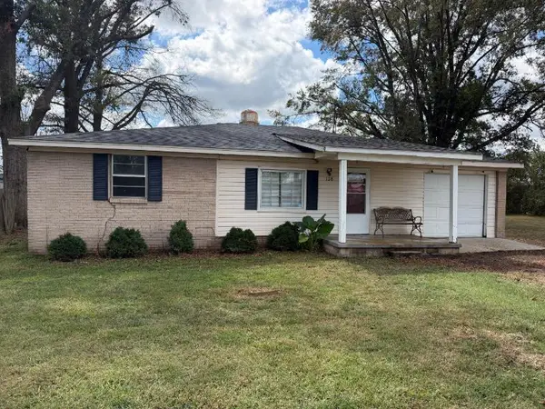 108 Rainey St., Ripley, MS 38663
