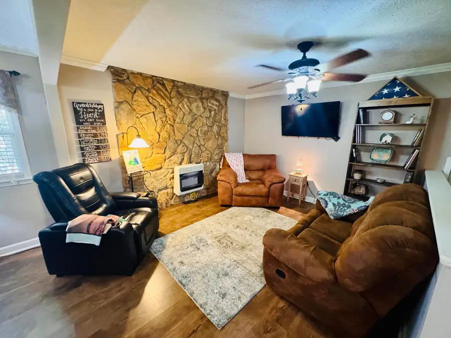 806 Moss Hill Dr., New Albany, MS 38652 - #3