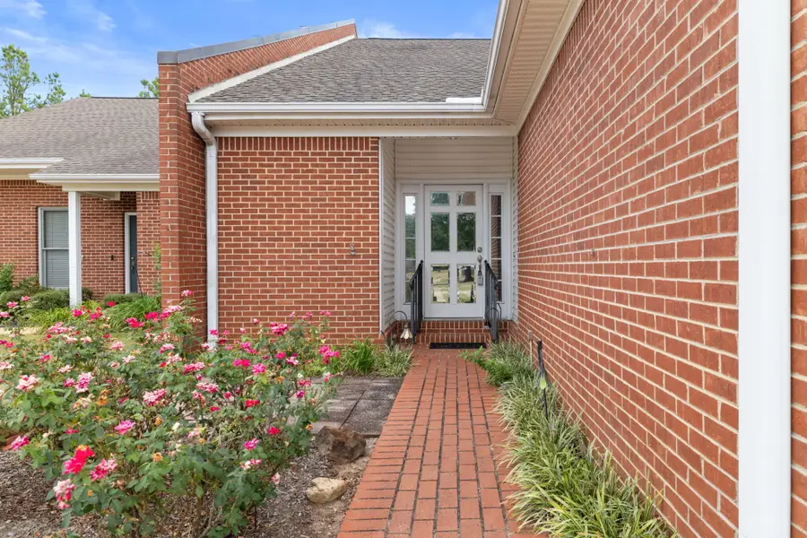 1260 Winwood Cv., Tupelo, MS 38801 - #3
