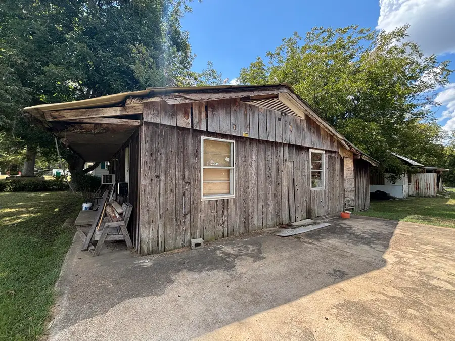 331 College Ave., Tupelo, MS 38801 - #2