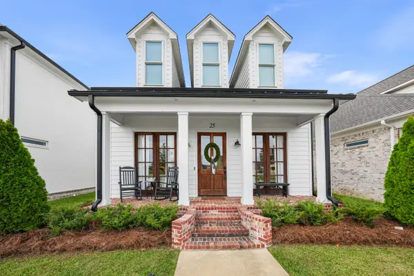 25 Clark Blvd, Tupelo, MS 38804