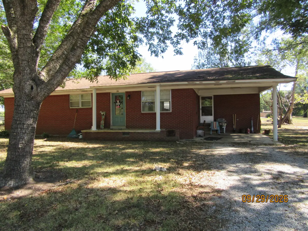 130 Oak St., Walnut, MS 38683 - #1