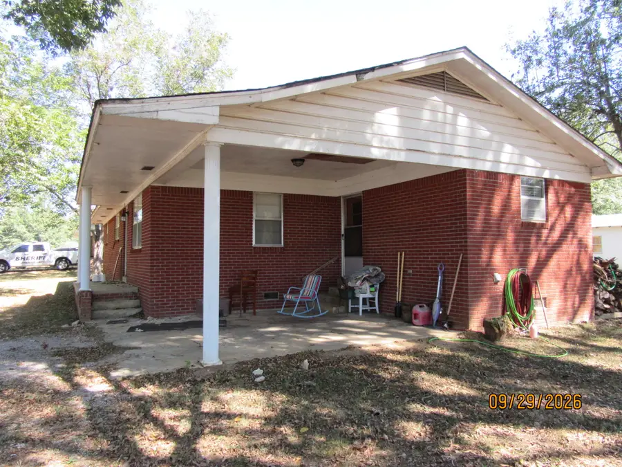 130 Oak St., Walnut, MS 38683 - #3