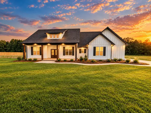 25 Arbor Cove West, Belden, MS 38826