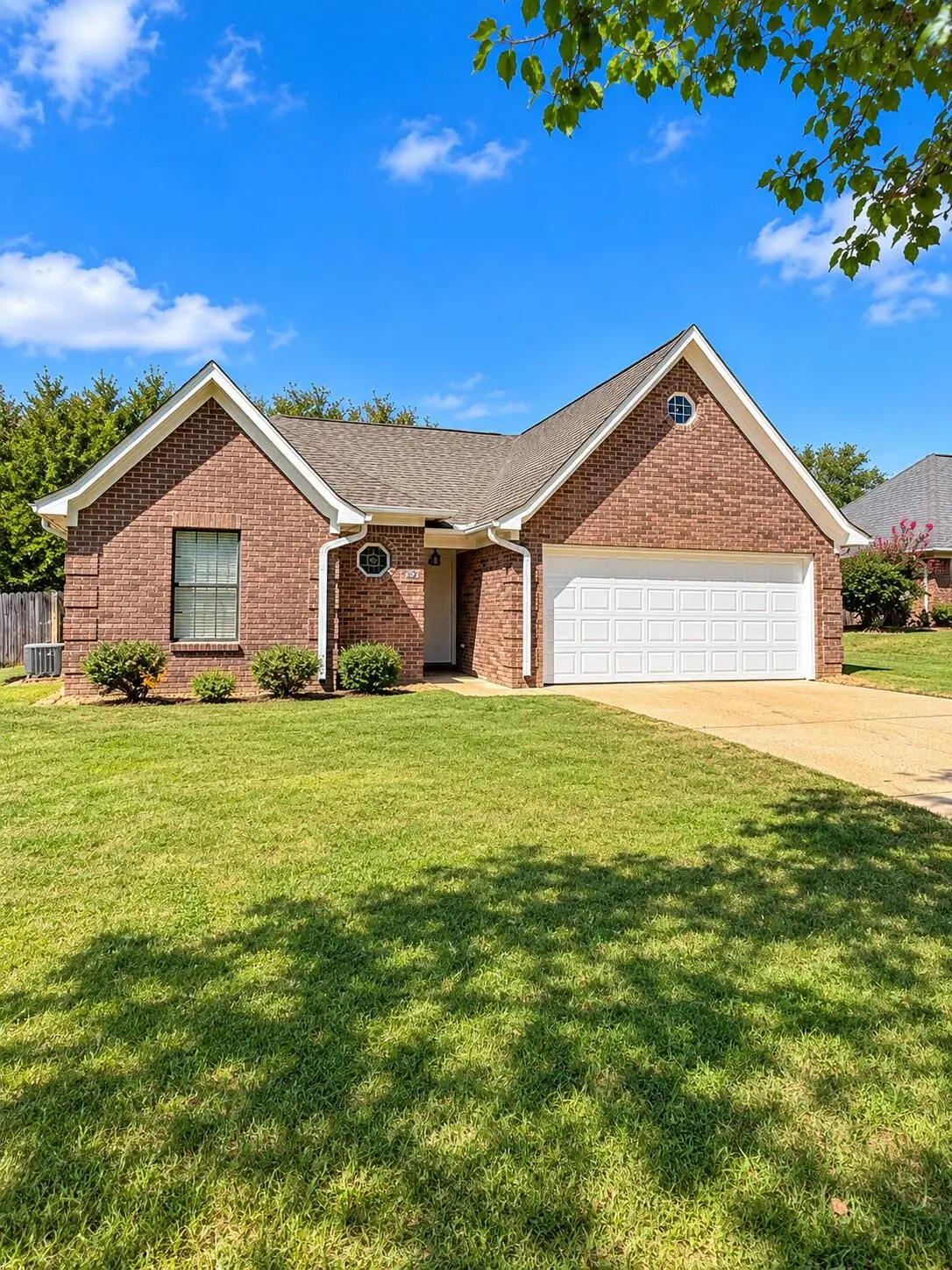 125 Jim Warren Cv., Saltillo, MS 38866 - #1