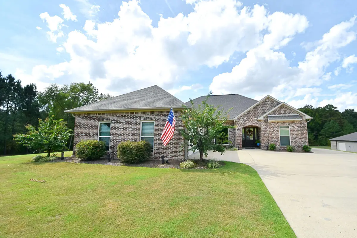 185 Pleasant Ridge Road, Mooreville, MS 38857 - #1
