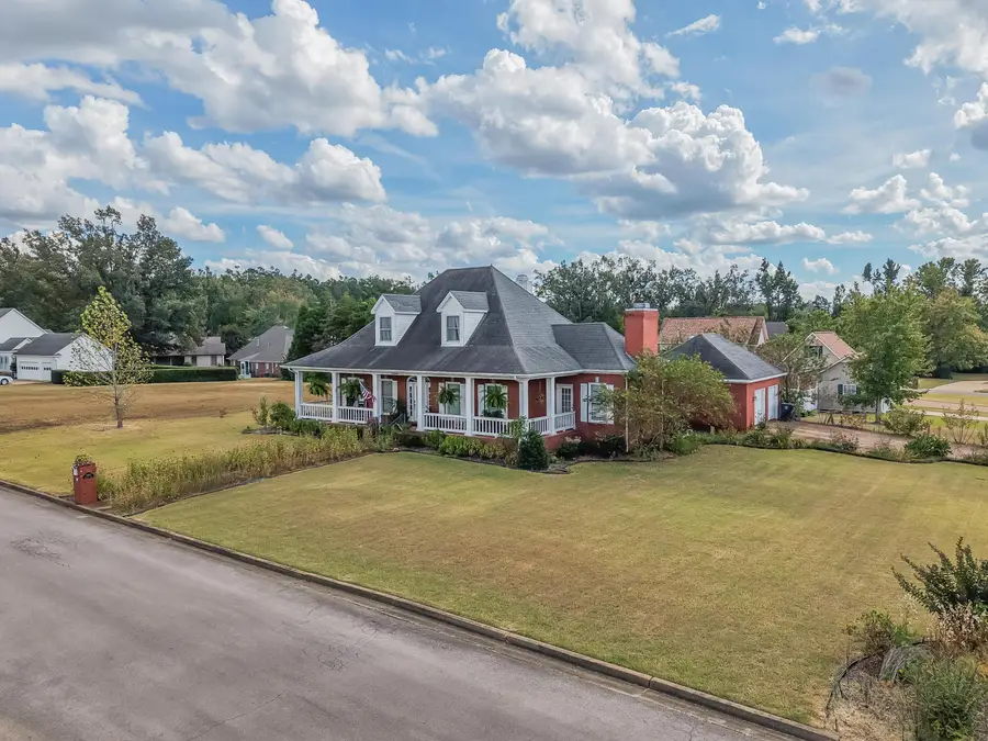 3504 Brigade Cv., Corinth, MS 38834 - #2