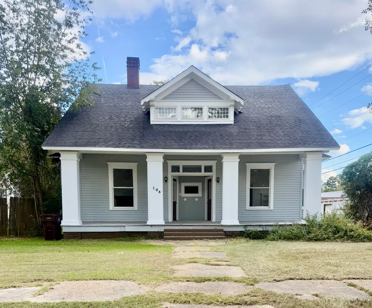 206 S 5th Ave., Amory, MS 38821 - #1