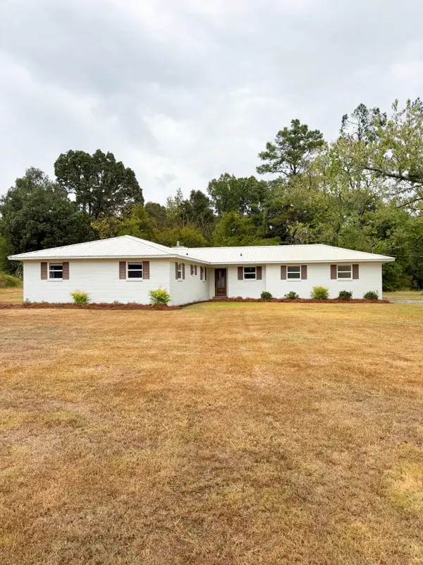 1570 County Road 32, Etta, MS 38627