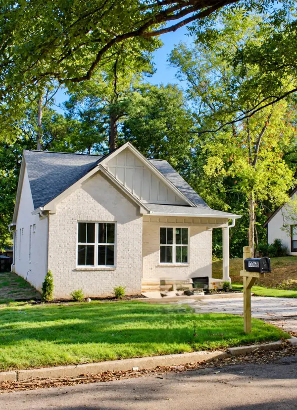 1608 Leonard Dr., Tupelo, MS 38801