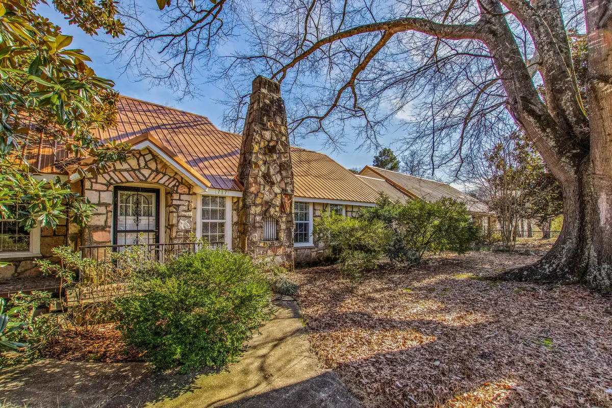 717 S Clifton St., Fulton, MS 38843 - #1