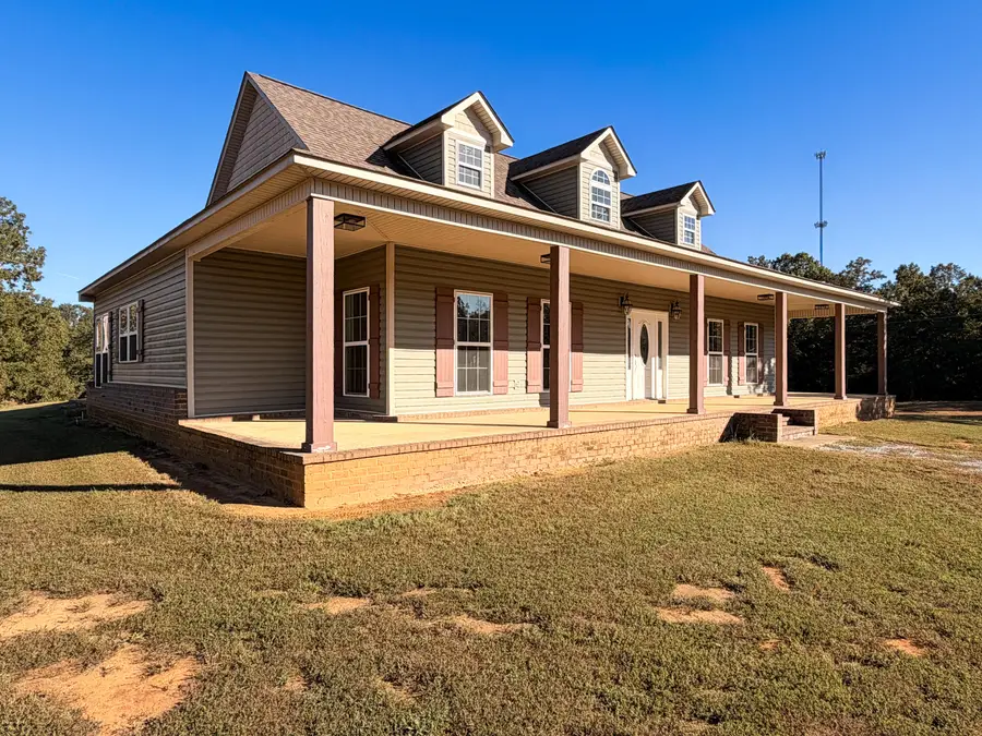 1002 Robins Ln., Blue Springs, MS 38828 - #3