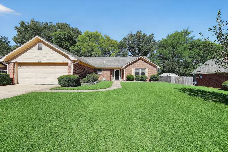 2616 Mahogany Dr., Tupelo, MS 38801 - #2