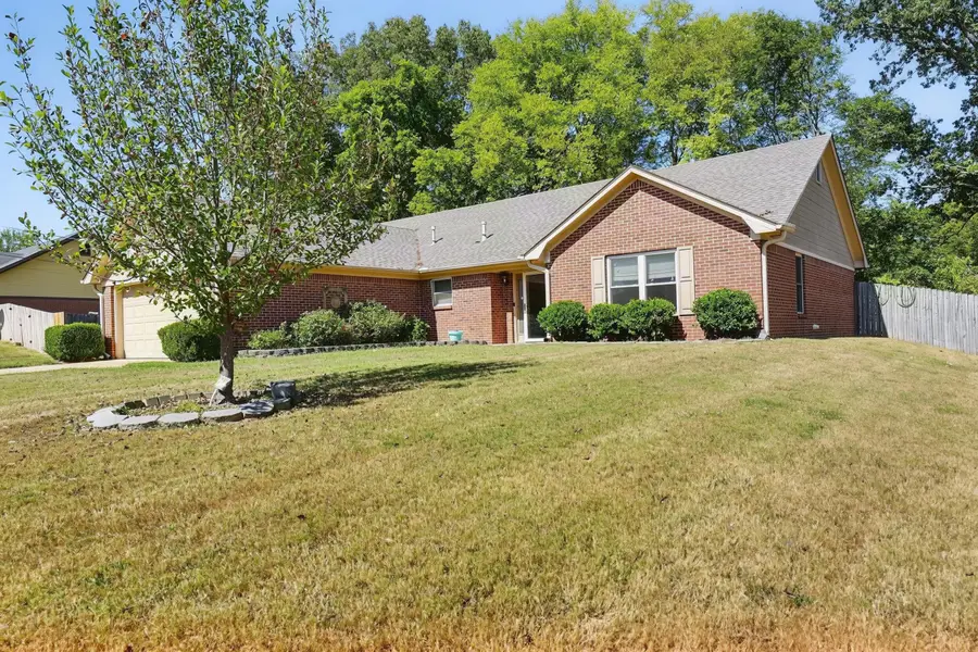 2616 Mahogany Dr., Tupelo, MS 38801 - #3