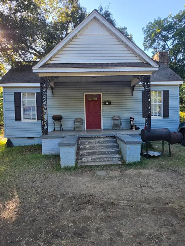 125 Milford St., Tupelo, MS 38801