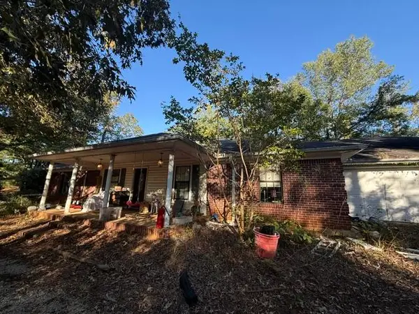 593 Tuscumbia Road, Blue Springs, MS 38828