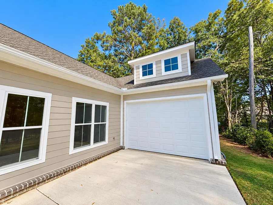 1100 Chapman Dr., Tupelo, MS 38804 - #3