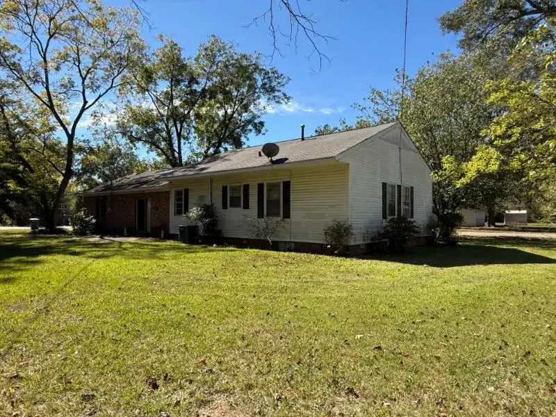 921 S Roberts St., Fulton, MS 38843 - #2