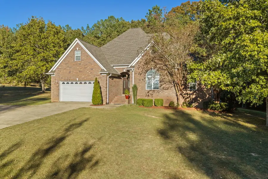 228 Hidden Oaks Dr., Selmer, TN 38375 - #3