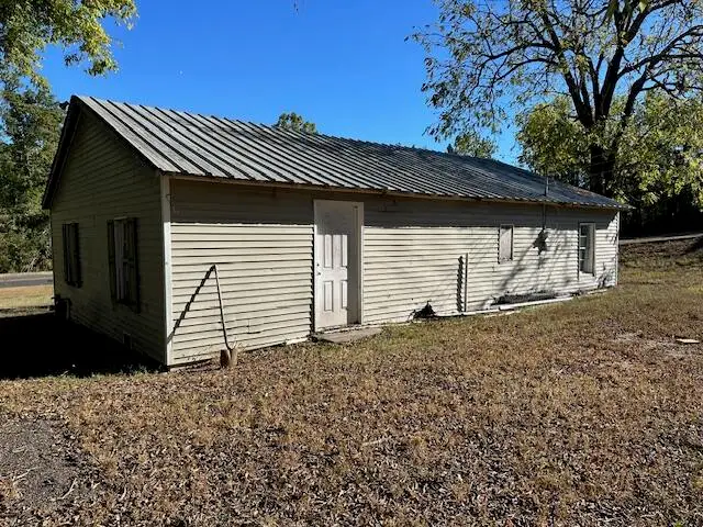 323 Long St., Booneville, MS 38829 - #3