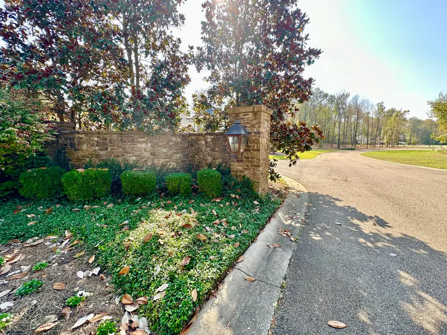 2584 Timber Creek Ln., Tupelo, MS 38804 - #2