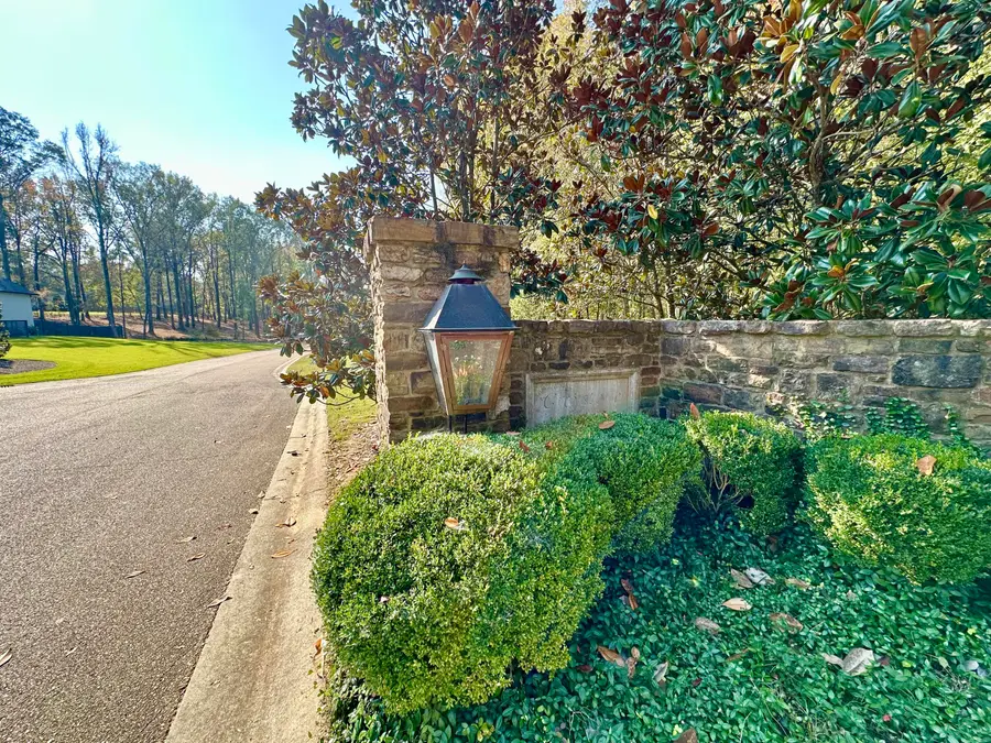 2584 Timber Creek Ln., Tupelo, MS 38804 - #3