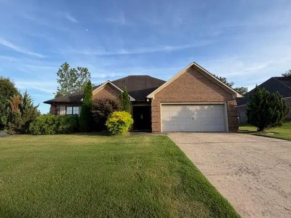 1613 Oakleaf Ln., Tupelo, MS 38826