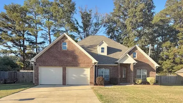 167 Creekwood, Saltillo, MS 38866