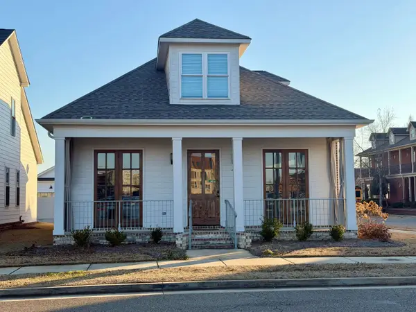 27 Clark Blvd, Tupelo, MS 38804