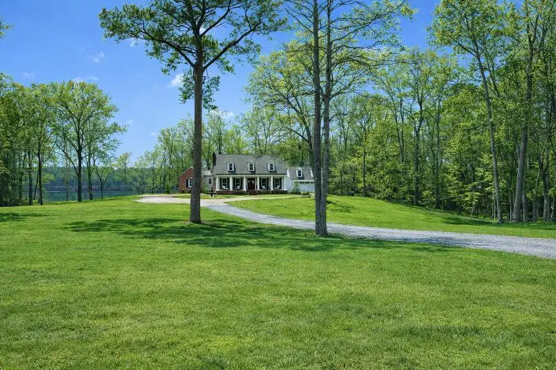 205 River Walk, Fulton, MS 38843 - #3