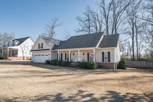 3600 Thornwood, Corinth, MS 38834
