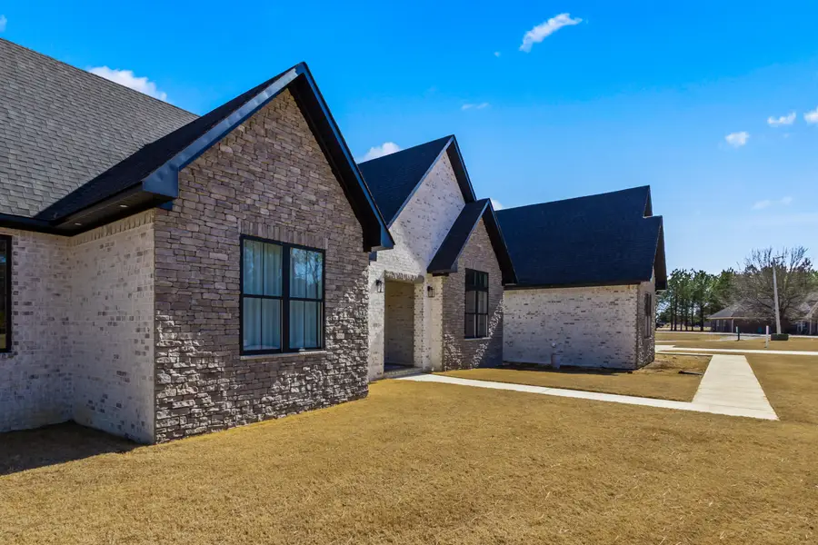 60088 Chickasaw Dr., Amory, MS 38821 - #2