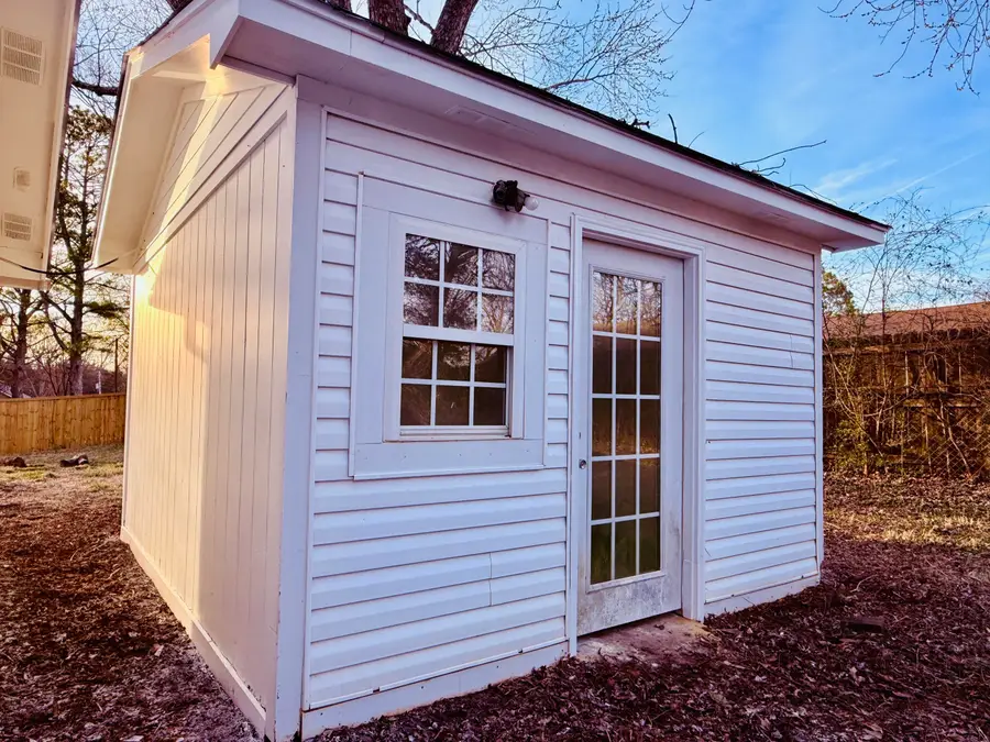 1206 Queensgate Dr., Tupelo, MS 38801 - #3