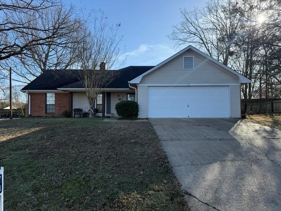912 Holly Hill Drive, Tupelo, MS 38801 - #2