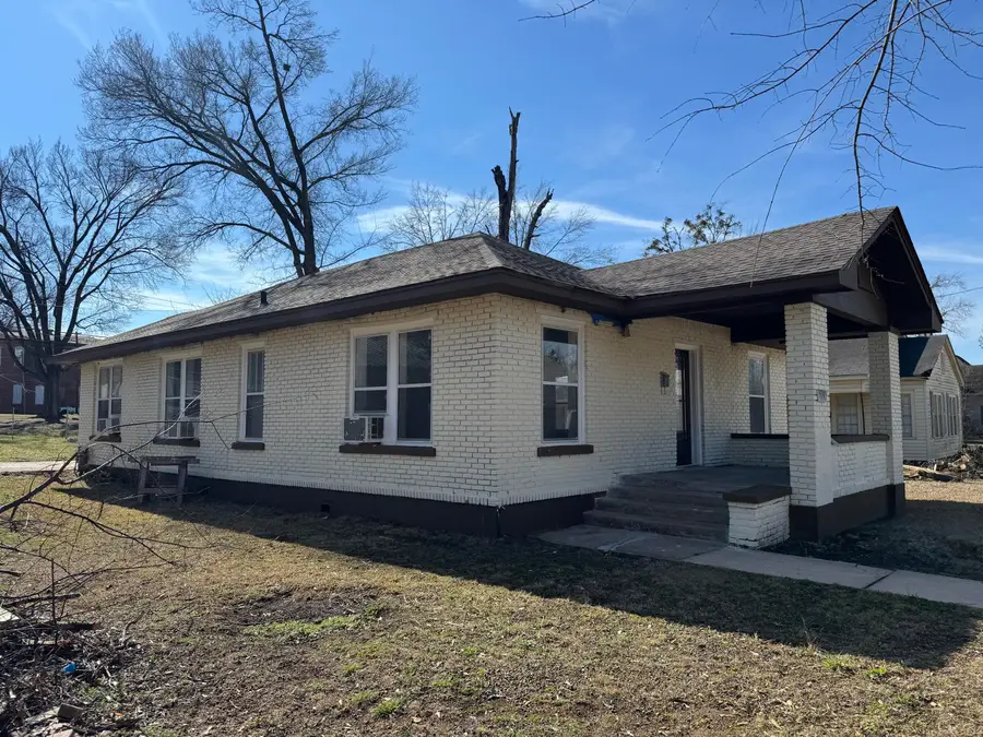 304 Cleveland, New Albany, MS 38652 - #2