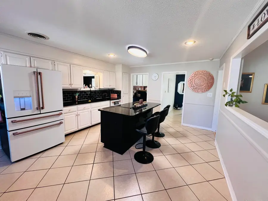 303 Bellview, Aberdeen, MS 39730 - #2