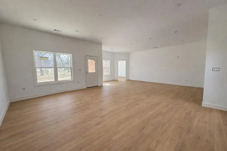 131 Oak Point Dr., Plantersville, MS 38862 - #3