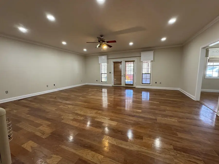 621 Glendale, New Albany, MS 38652 - #3