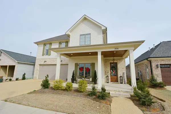 306 Monaghan St., Tupelo, MS 38804