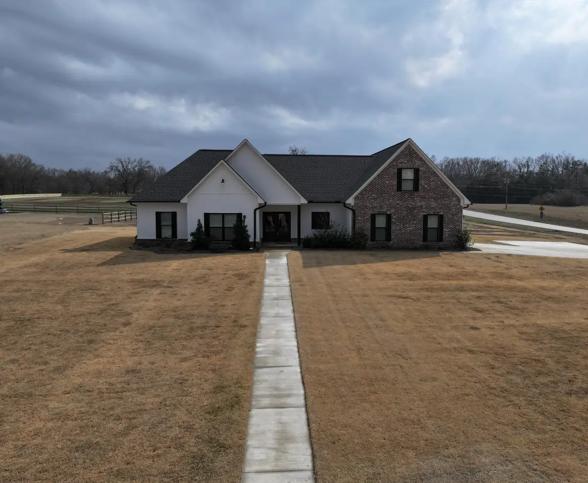 855 S Co Rd 87, New Albany, MS 38652 - #1