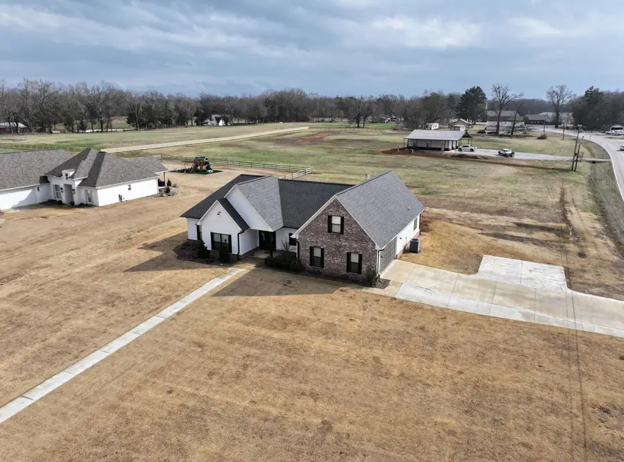 855 S Co Rd 87, New Albany, MS 38652 - #3