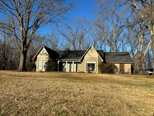 909 Chole Dr., New Albany, MS 38652