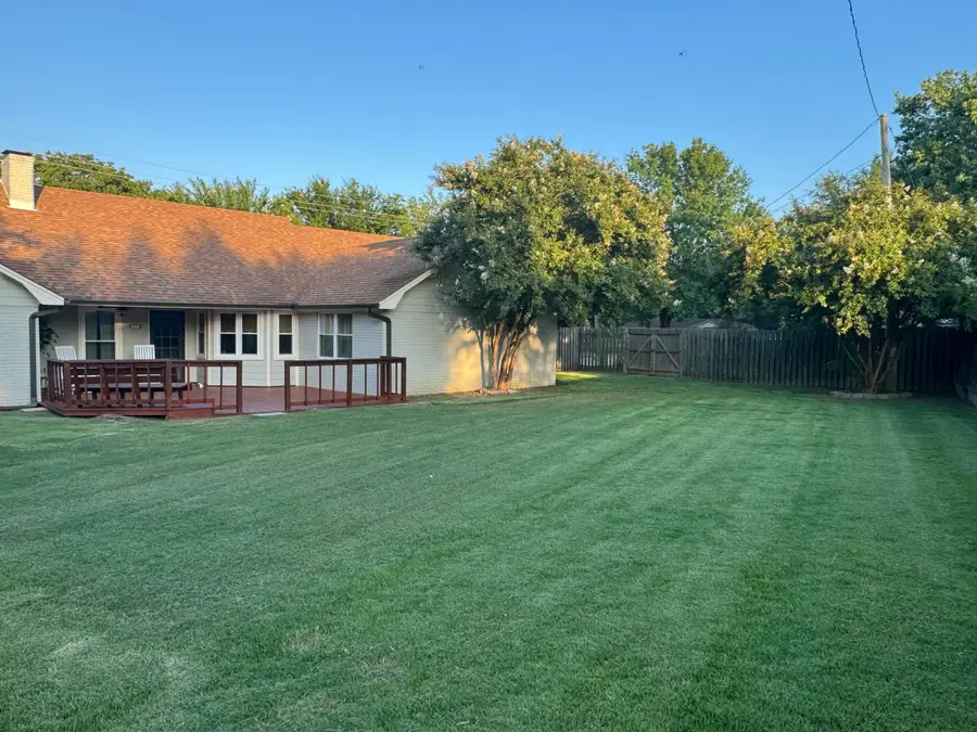 1804 Lawndale Dr., Tupelo, MS 38801 - #3