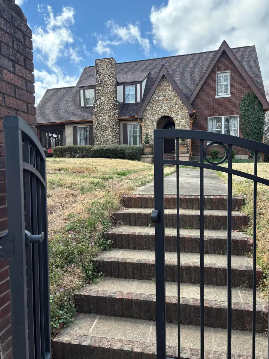 306 Apple St., New Albany, MS 38652 - #3