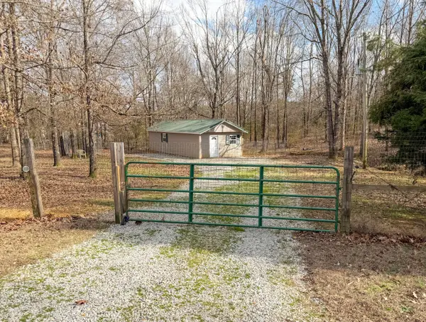 401 County Road 448, Falkner, MS 38629