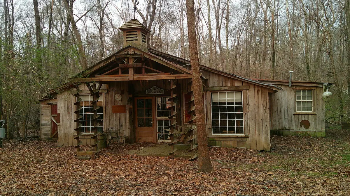 6259 Mississippi 5, Hickory Flat, MS 38633 - #1