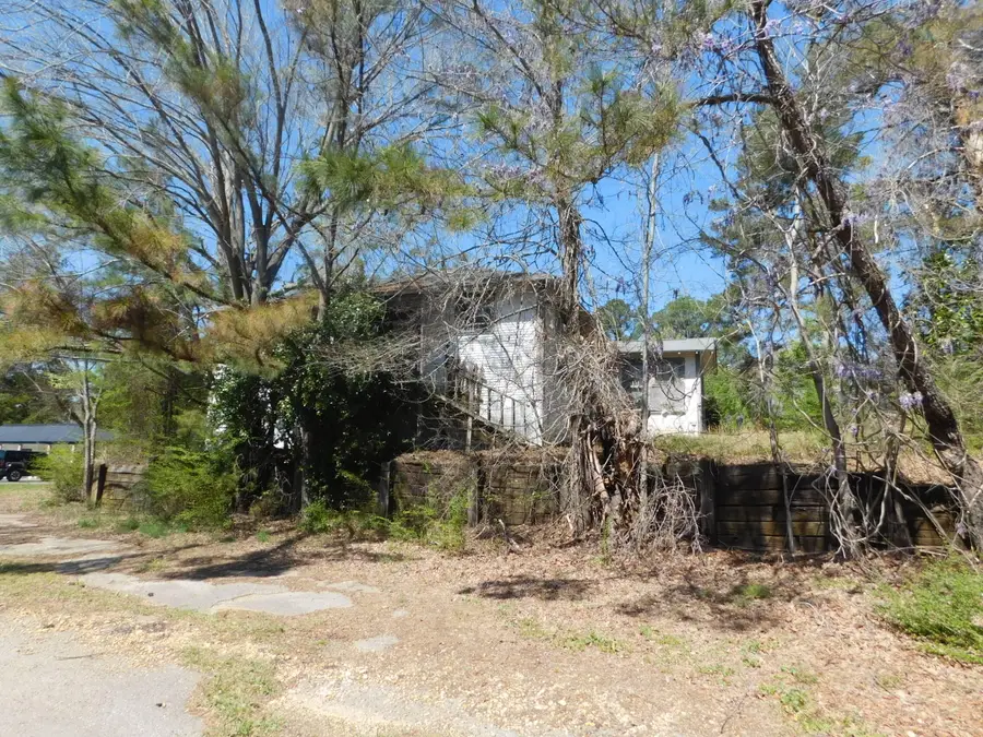 311 E Bankhead St., Fulton, MS 38843 - #3