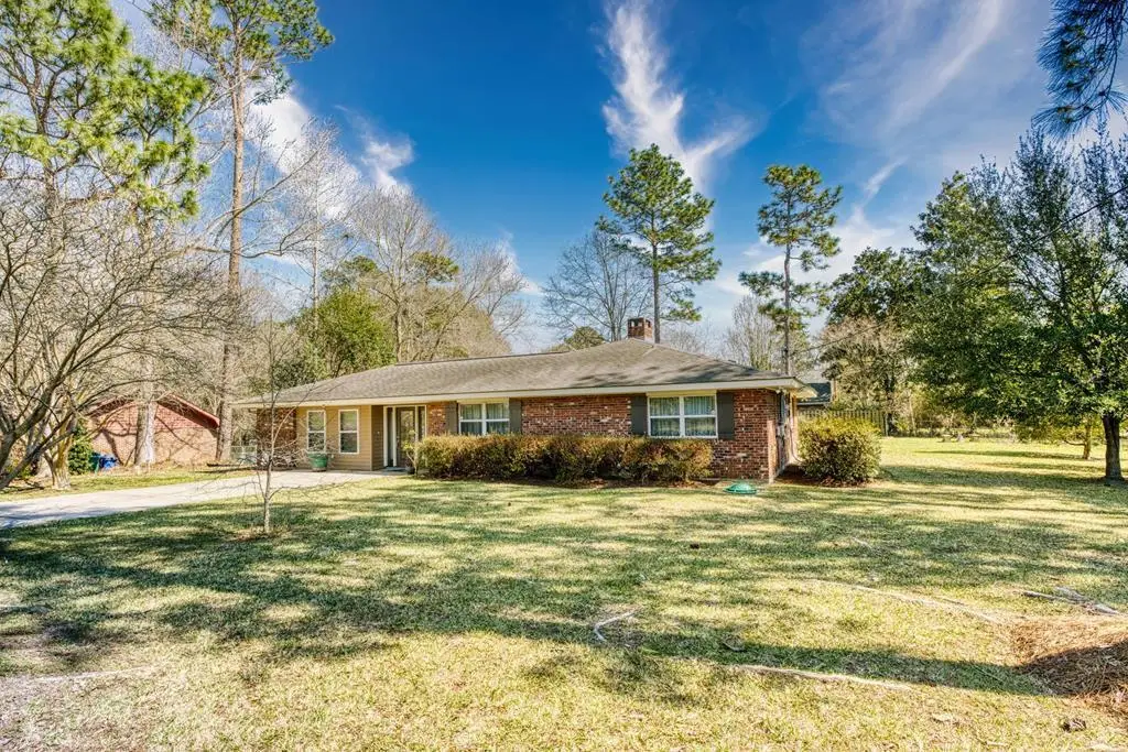 127 Ridgeview Dr, Carriere, MS 39426 - Image #1