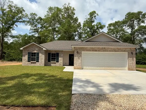 131 Jake Smith Rd, Picayune, MS 39426